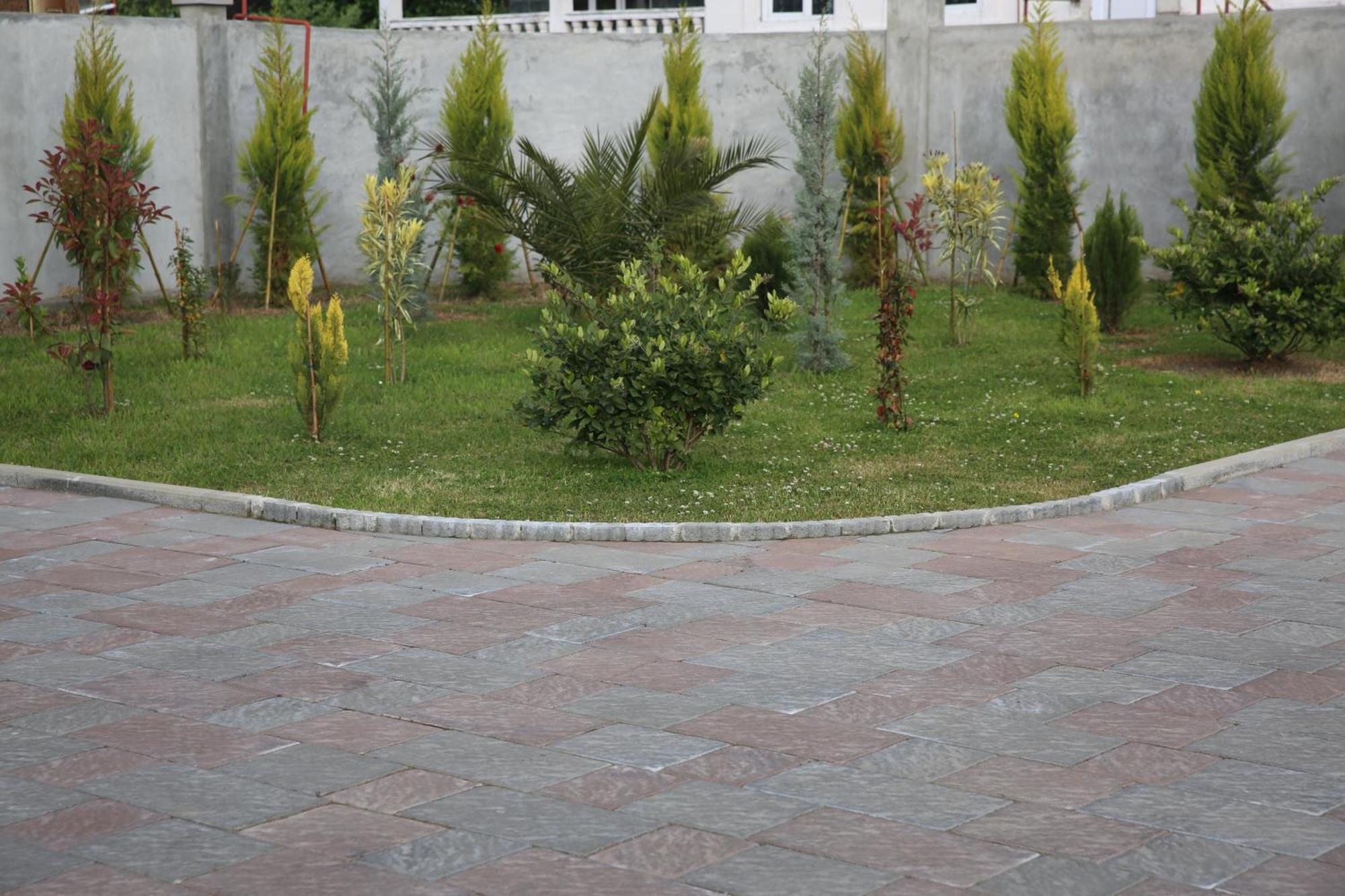 Villa Mariana Batoumi Extérieur photo