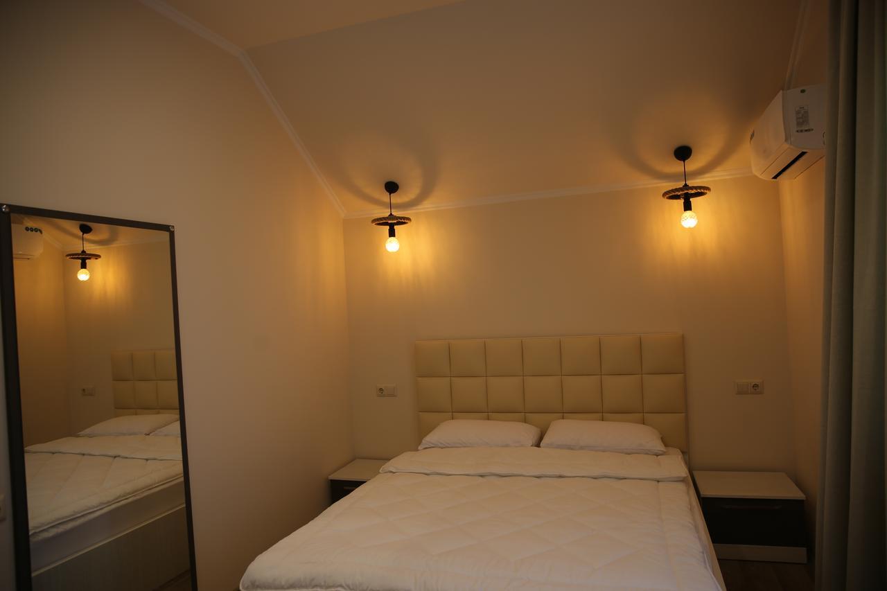 Villa Mariana Batoumi Extérieur photo